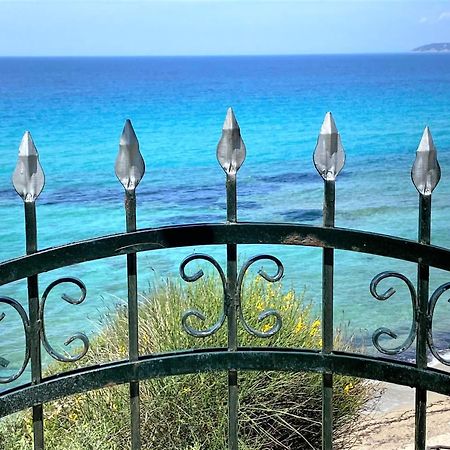 Villa Fourka On The Beach Exterior foto