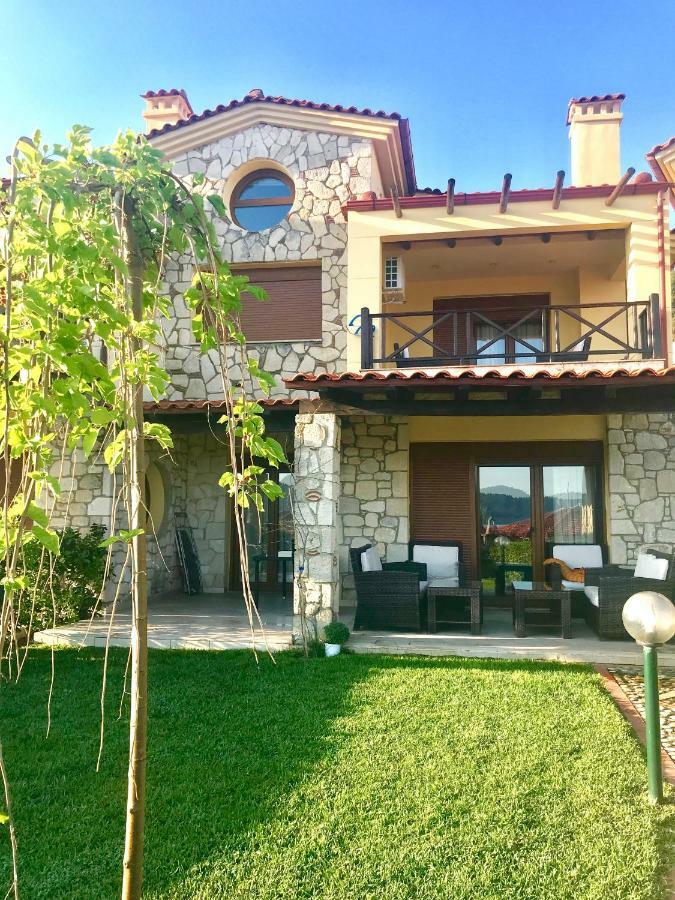 Villa Fourka On The Beach Exterior foto