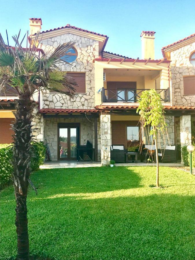 Villa Fourka On The Beach Exterior foto